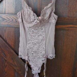 Very good condition lingerie
